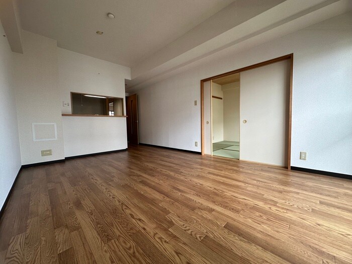 物件内観写真12　(居室)