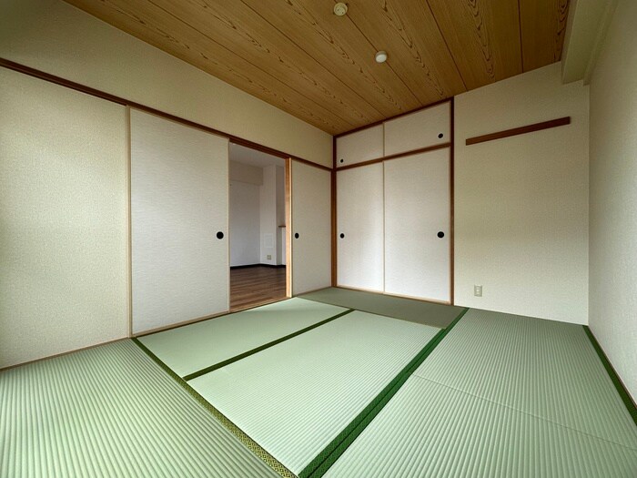 物件内観写真13　(居室)