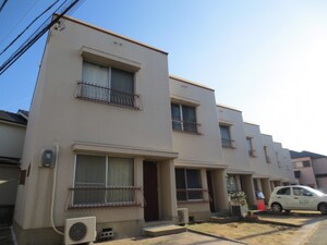 第一春陽マンション外観写真