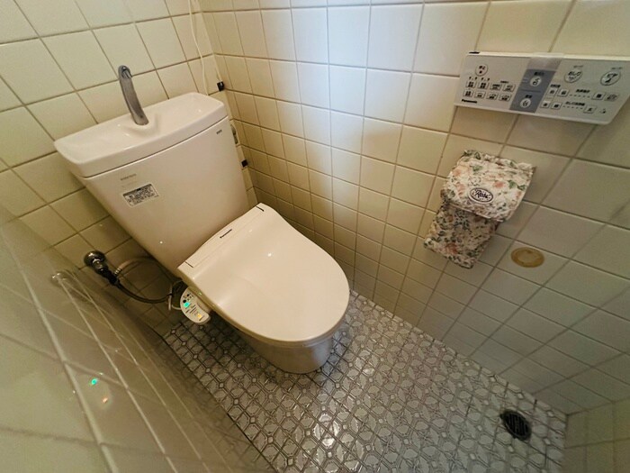 物件内観写真12　(トイレ)