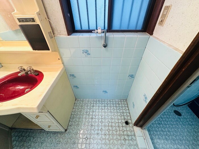 物件内観写真13　(洗濯機置場)