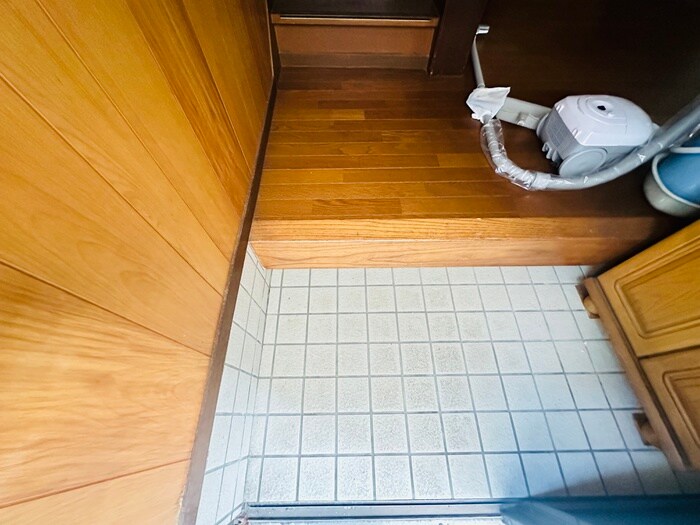 物件内観写真22　(玄関)