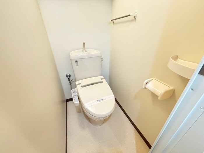 物件内観写真15　(トイレ)