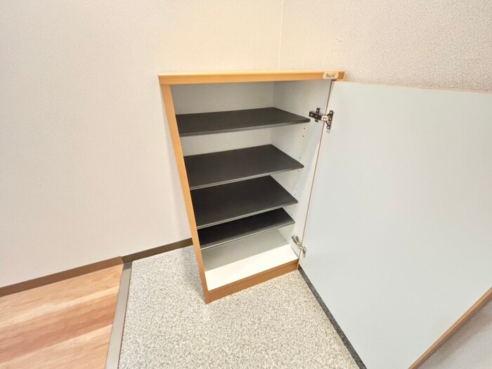 物件内観写真19　(靴箱)