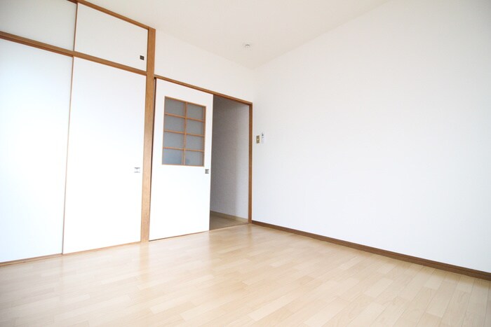 物件内観写真18　(居室)