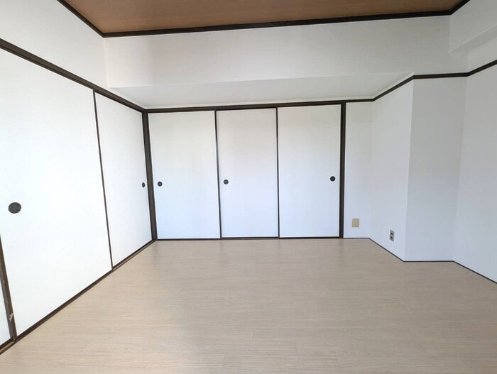 物件内観写真17　(居室)