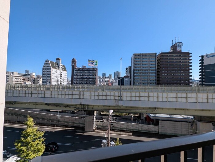 物件内観写真22　(室内からの展望)