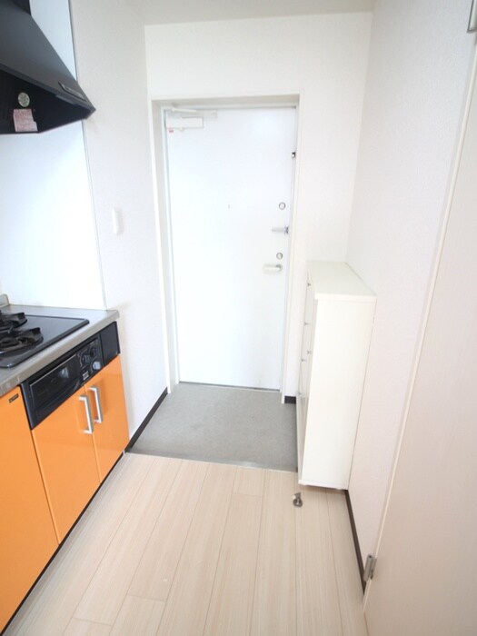 物件内観写真6　(玄関)