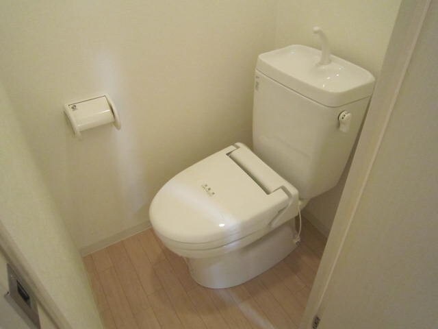 物件内観写真10　(トイレ)