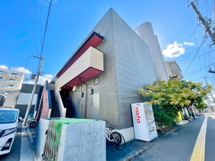 物件外観写真1　(外観写真)