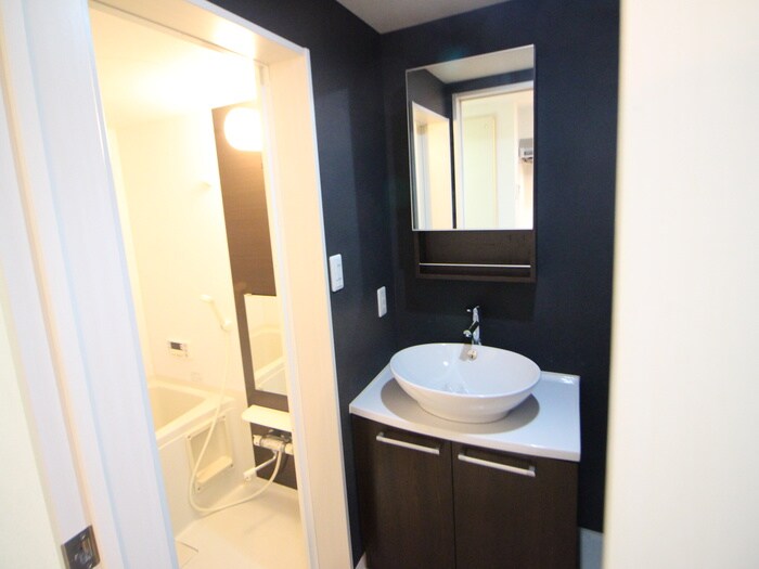 物件内観写真15　(洗面)