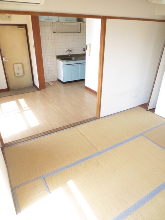 物件内観写真11　(居室)