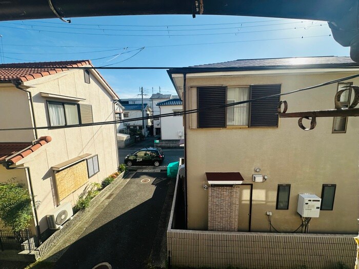 物件内観写真16　(室内からの展望)