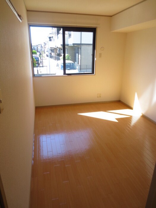 物件内観写真12　(居室)