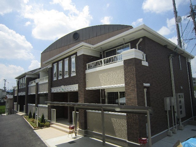 物件外観写真1　(外観写真)