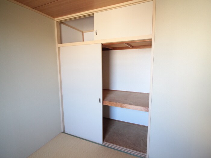 物件内観写真16　(収納)