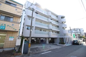 サバービア581外観写真