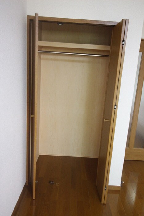 物件内観写真11　(収納)