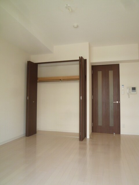 物件内観写真15　(居室)