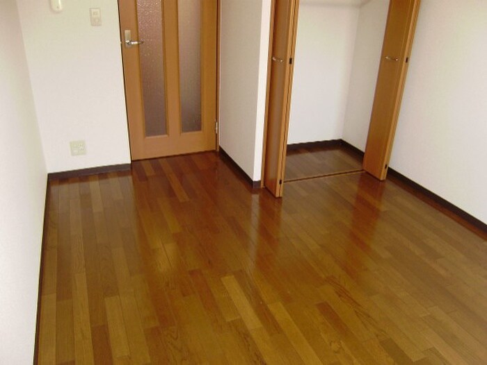 物件内観写真14　(収納)