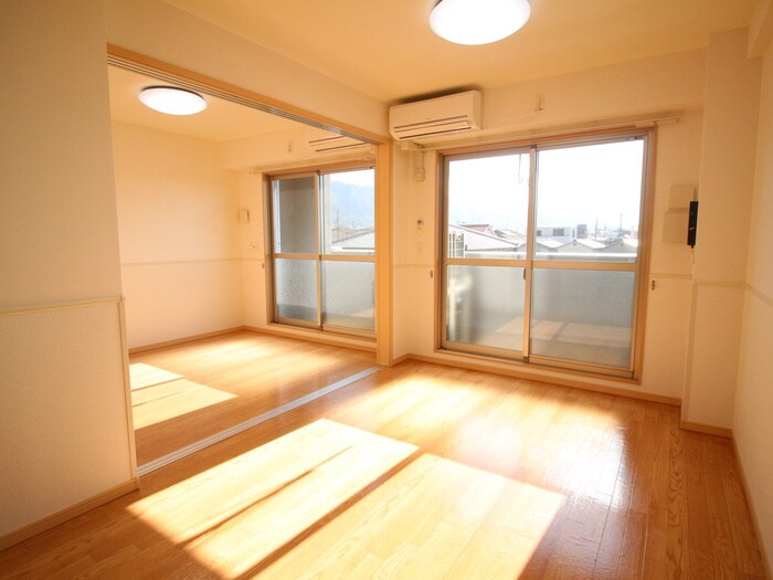 物件内観写真22　(居室)