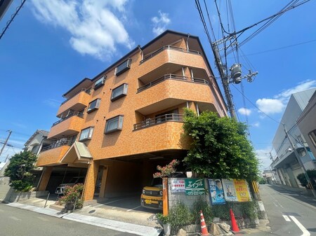 サンロイヤル外観写真