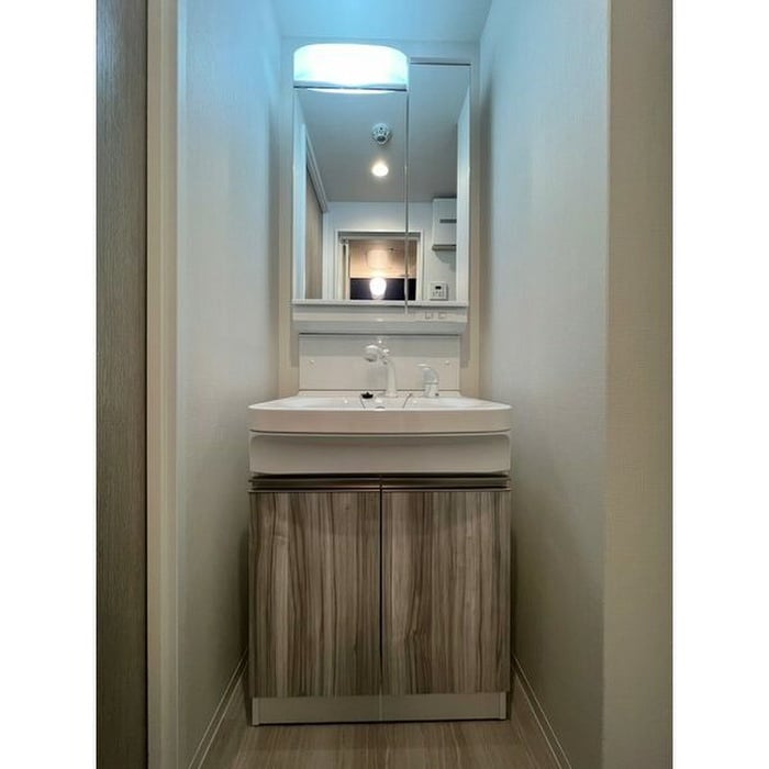 物件内観写真13　(洗面)