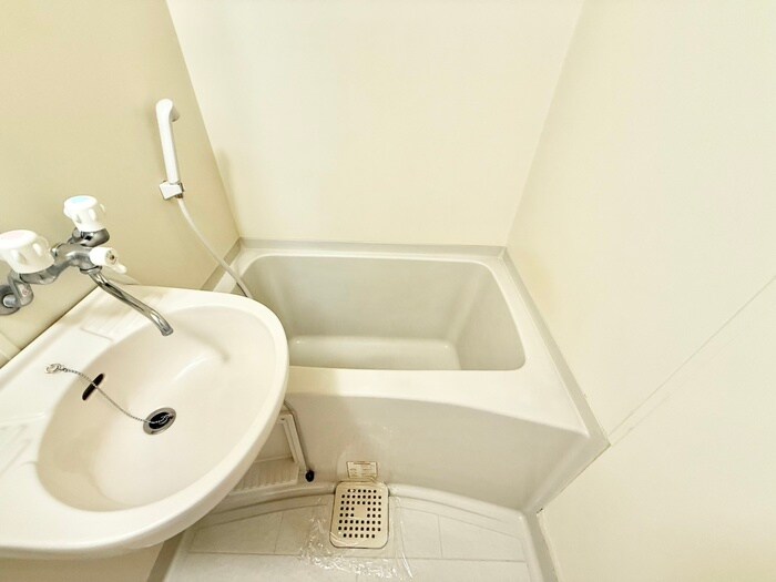 物件内観写真8　(バス／シャワールーム等)