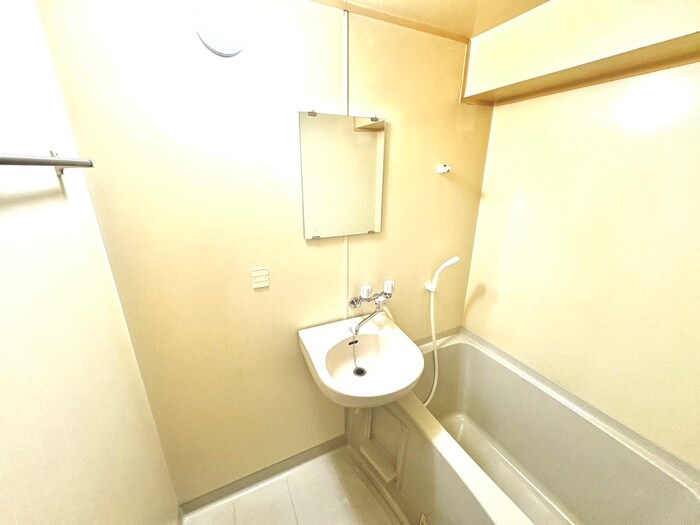 物件内観写真10　(洗面)