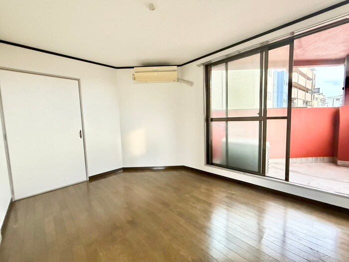 物件内観写真16　(居室)