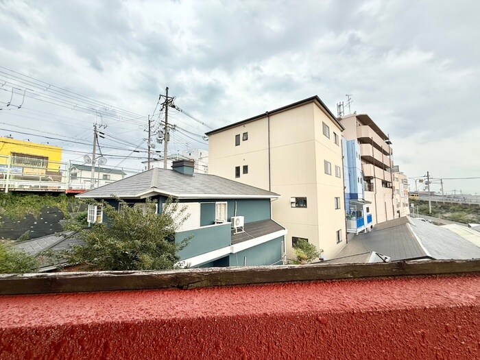 物件内観写真20　(室内からの展望)