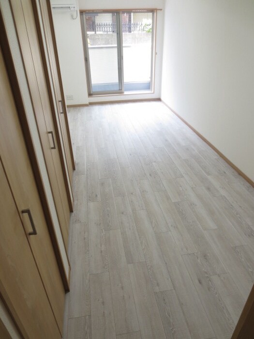 物件内観写真13　(居室)