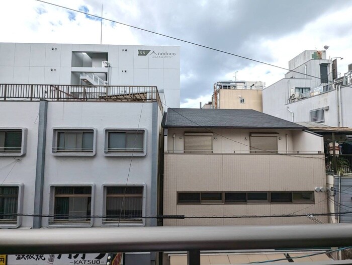 物件内観写真20　(室内からの展望)