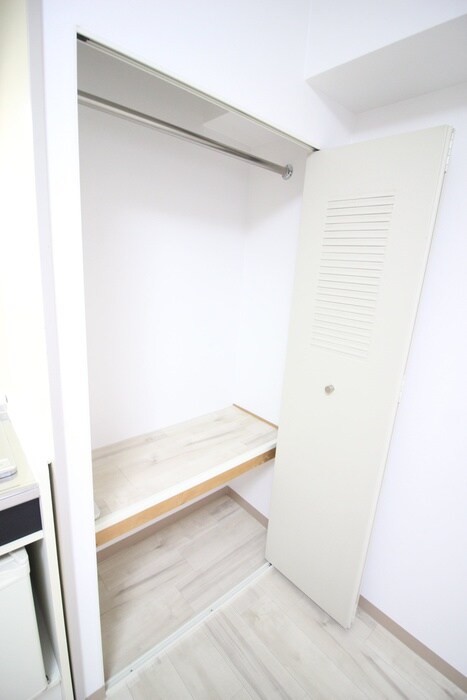 物件内観写真13　(収納)