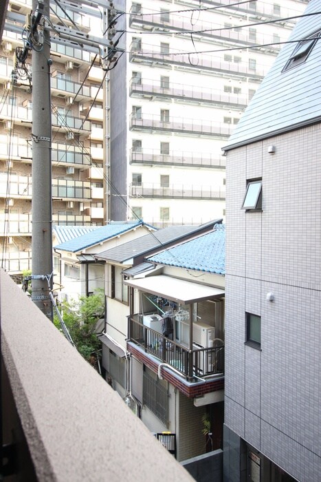 物件内観写真17　(室内からの展望)