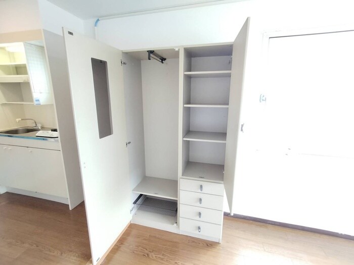 物件内観写真10　(収納)