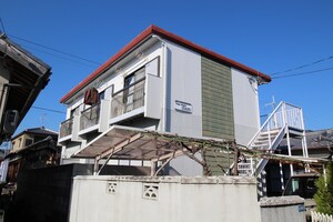 ハイツイナノ外観写真
