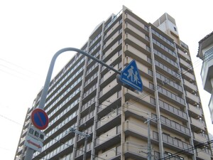 ﾌｧﾐｰﾙ弁天町ﾊﾟｰｸｻｲﾄﾞ(703)外観写真