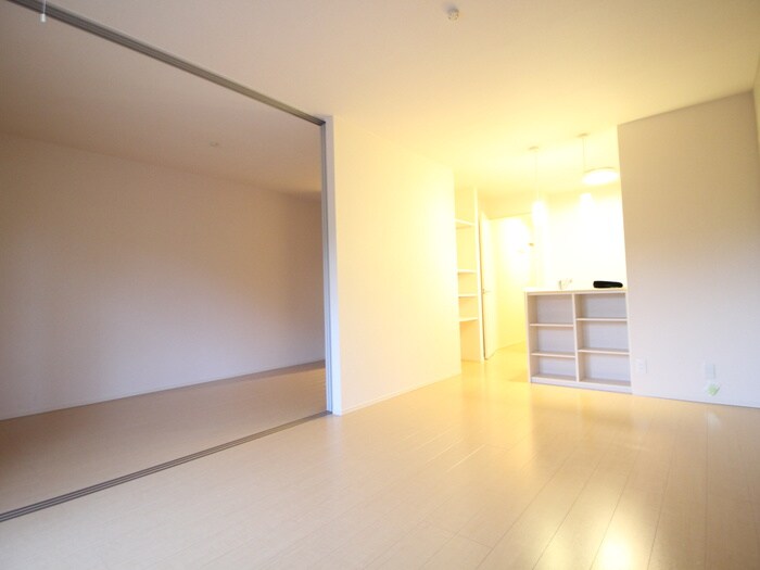 物件内観写真10　(居室)