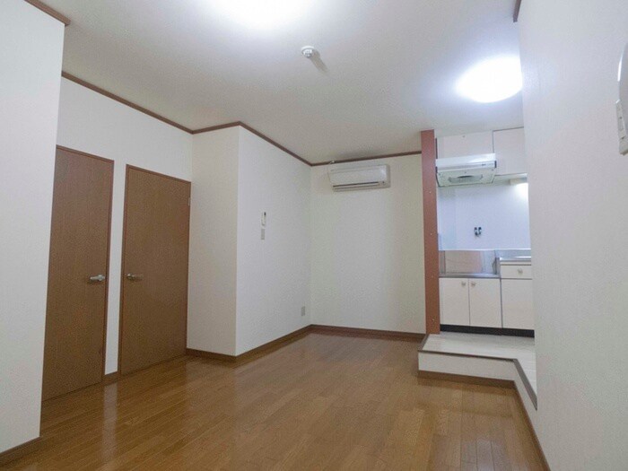 物件内観写真4　(居室)