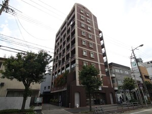 エストリーヴル外観写真