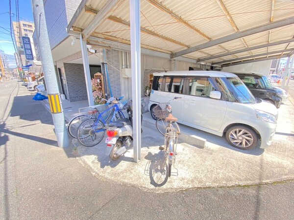 駐輪場