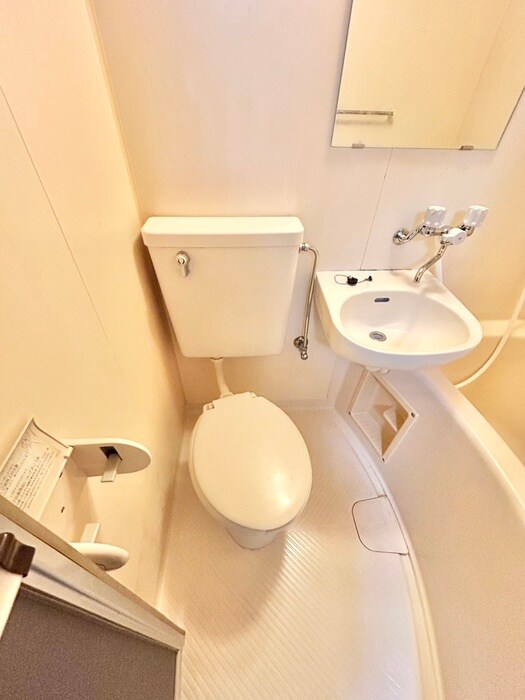 物件内観写真14　(トイレ)