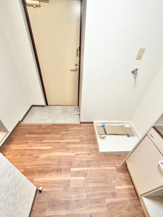 物件内観写真20　(廊下)