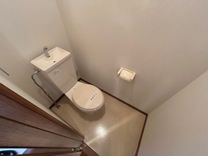 物件内観写真12　(トイレ)