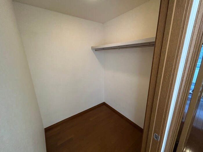 物件内観写真16　(収納)