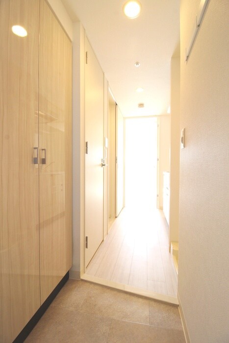 物件内観写真18　(廊下)