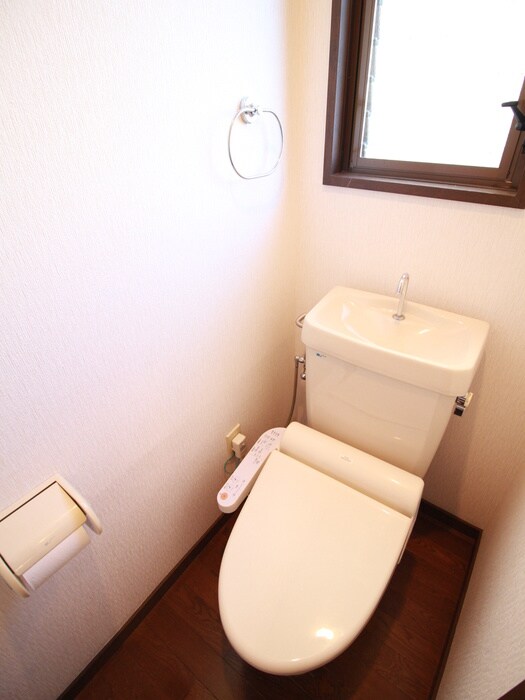 物件内観写真12　(トイレ)