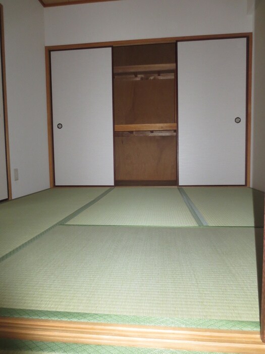 物件内観写真14　(居室)