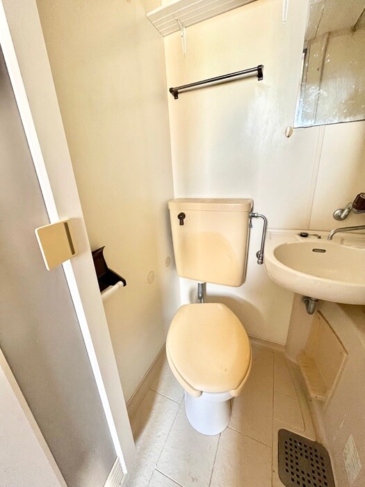 物件内観写真9　(トイレ)